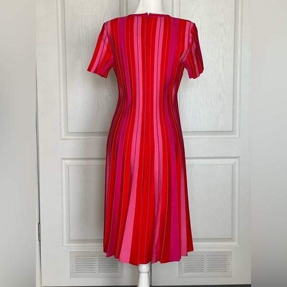 Carolina Herrera,Short-Sleeve Striped Knit Pleated Dress, size Large - Picture 10 of 13